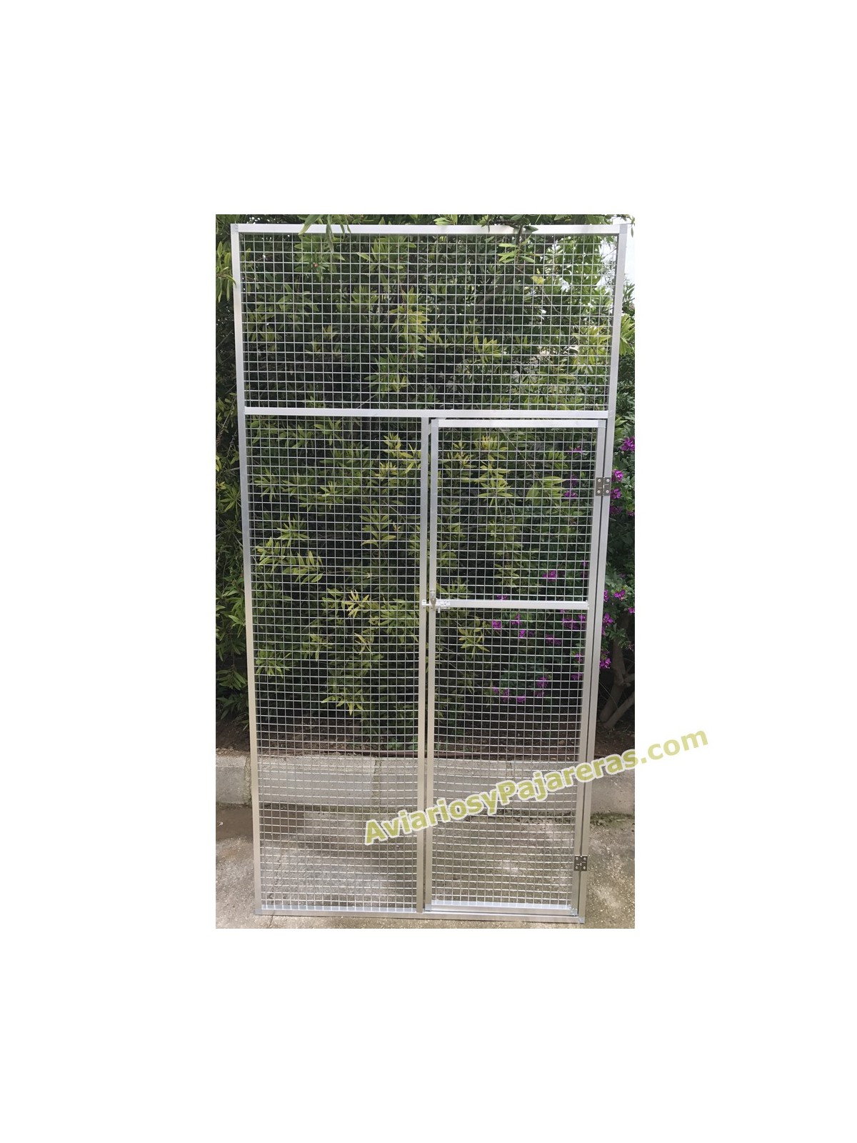 Panel con puerta aviarios y pajareras